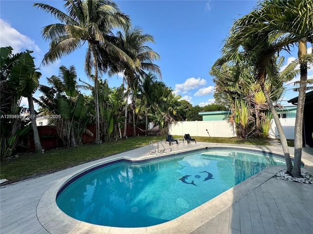 5424 Garfield Street, Hollywood, FL 33021