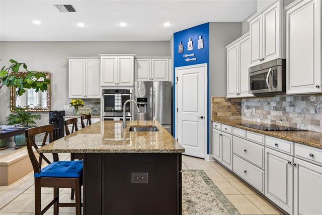 7035 PEREGRINA LOOP, Wesley Chapel, FL 33545