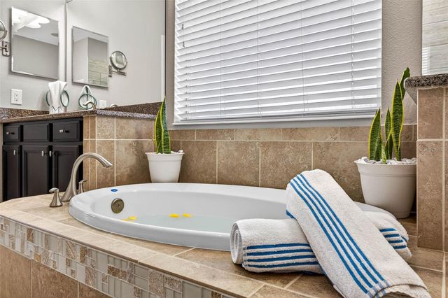 7035 PEREGRINA LOOP, Wesley Chapel, FL 33545