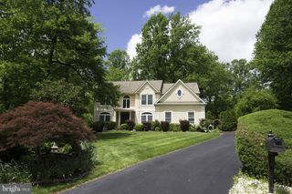 22 TAYLORS MILL LN, Wilmington, DE 19808