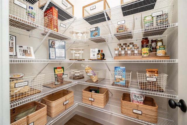 233 McCarran Avenue NE, Cedar Rapids, IA 52402