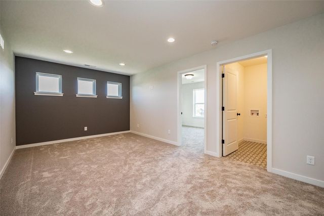 233 McCarran Avenue NE, Cedar Rapids, IA 52402