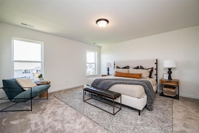 233 McCarran Avenue NE, Cedar Rapids, IA 52402