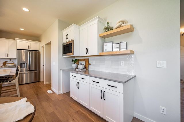 233 McCarran Avenue NE, Cedar Rapids, IA 52402