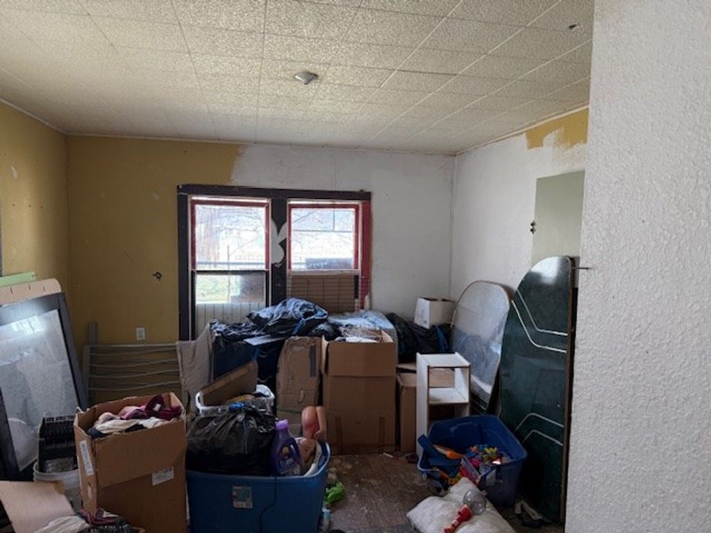 Image 6 of property listing at 1214 Preusser St, San Angelo, TX 76903