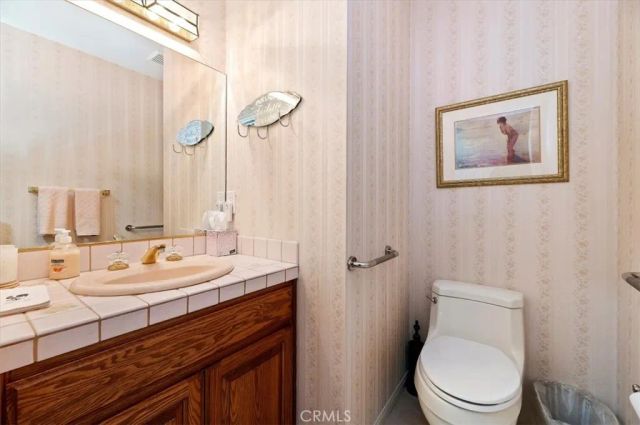 1168 N Crescent Ridge, Fallbrook, CA 92028