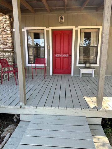 1441 Gatlin Creek RD, Dripping Springs, TX 78620