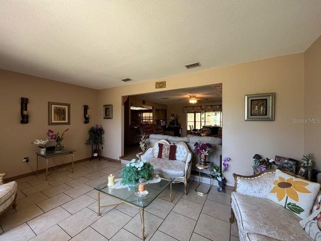 16920 SW 39TH CIRCLE, Ocala, FL 34473