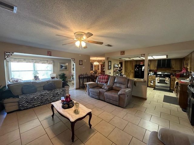 16920 SW 39TH CIRCLE, Ocala, FL 34473
