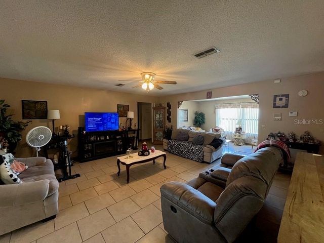 16920 SW 39TH CIRCLE, Ocala, FL 34473