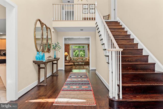 406 BRIGHTON CIR, Devon, PA 19333