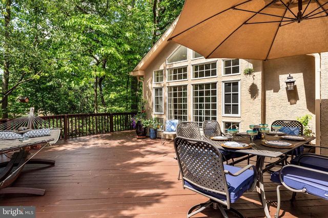 406 BRIGHTON CIR, Devon, PA 19333