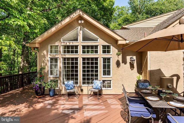 406 BRIGHTON CIR, Devon, PA 19333