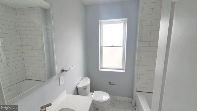 484 SHURS LN, Philadelphia, PA 19128