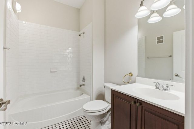 709 N 4th Street Ste 205, Wilmington, NC 28401