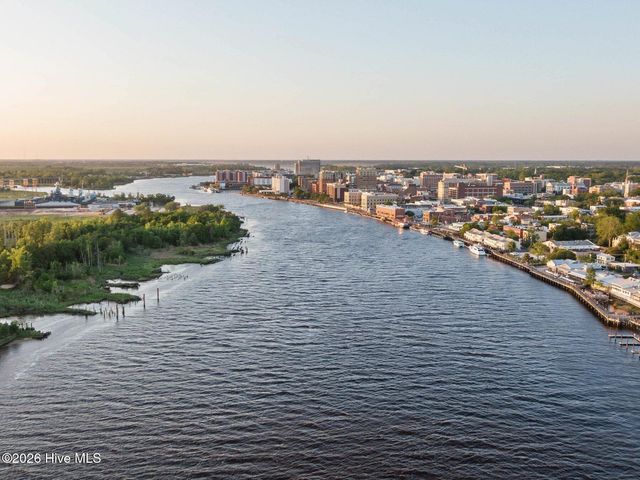 709 N 4th Street Ste 205, Wilmington, NC 28401