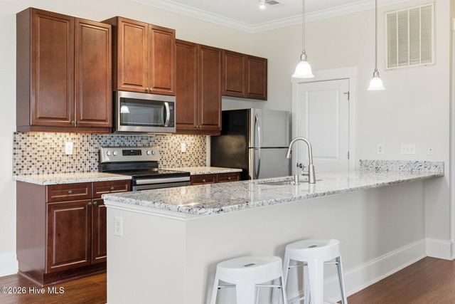 709 N 4th Street Ste 205, Wilmington, NC 28401