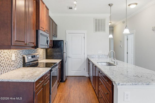709 N 4th Street Ste 205, Wilmington, NC 28401