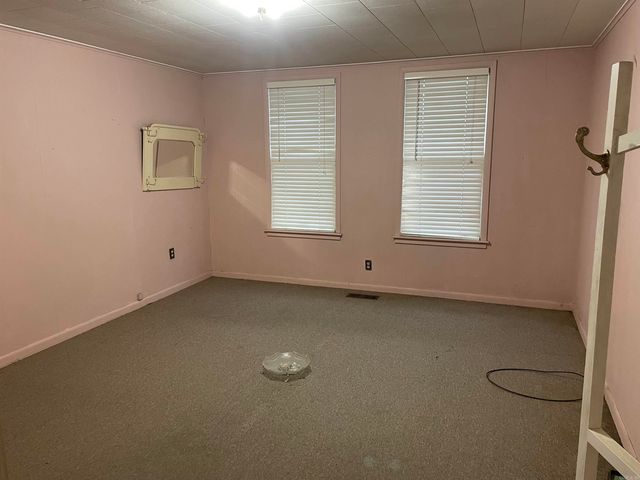 182 2nd Avenue, Holly Grove, AR 72069