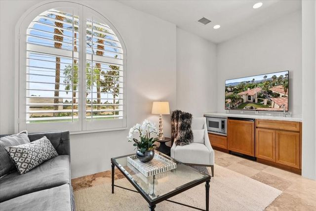 79910 Mission Drive E, La Quinta, CA 92253