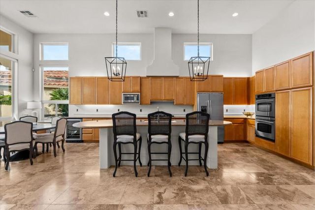 79910 Mission Drive E, La Quinta, CA 92253