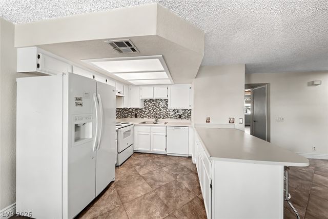 1340 Pinto Rock Lane 201, Las Vegas, NV 89128