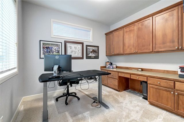 6617 Sword Fern Avenue SE, Snoqualmie, WA 98065