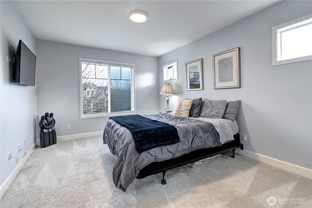 6617 Sword Fern Avenue SE, Snoqualmie, WA 98065