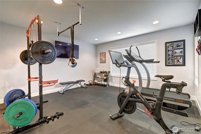 6617 Sword Fern Avenue SE, Snoqualmie, WA 98065