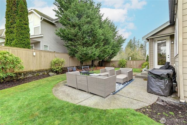 6617 Sword Fern Avenue SE, Snoqualmie, WA 98065