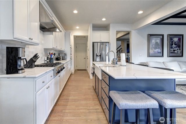 6617 Sword Fern Avenue SE, Snoqualmie, WA 98065