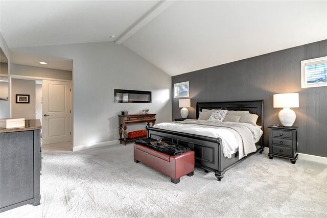 6617 Sword Fern Avenue SE, Snoqualmie, WA 98065