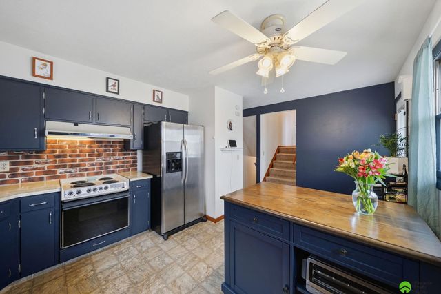 1930 N 62nd Street, Lincoln, NE 68505