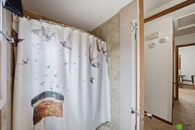 1930 N 62nd Street, Lincoln, NE 68505