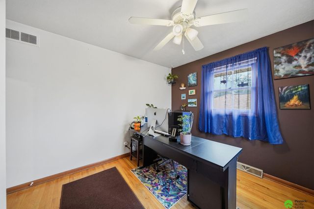 1930 N 62nd Street, Lincoln, NE 68505