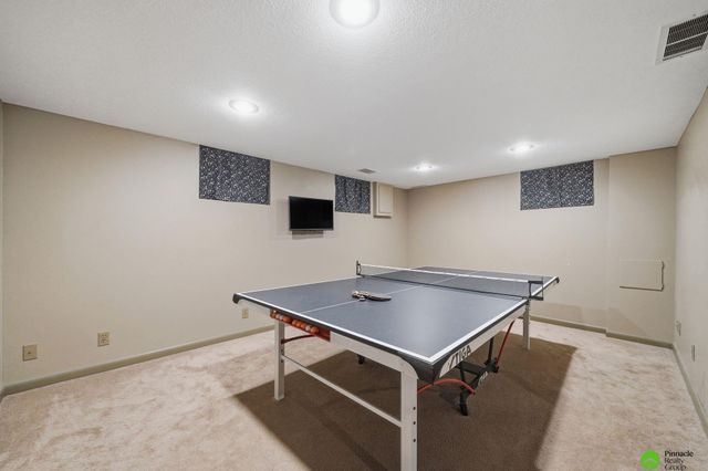 1930 N 62nd Street, Lincoln, NE 68505