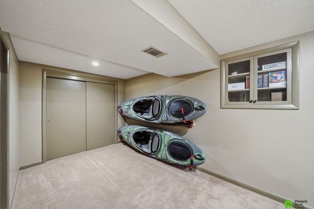 1930 N 62nd Street, Lincoln, NE 68505