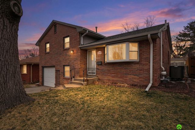 1930 N 62nd Street, Lincoln, NE 68505