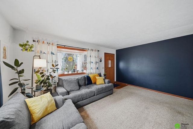 1930 N 62nd Street, Lincoln, NE 68505