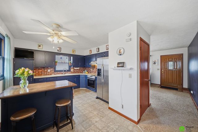 1930 N 62nd Street, Lincoln, NE 68505