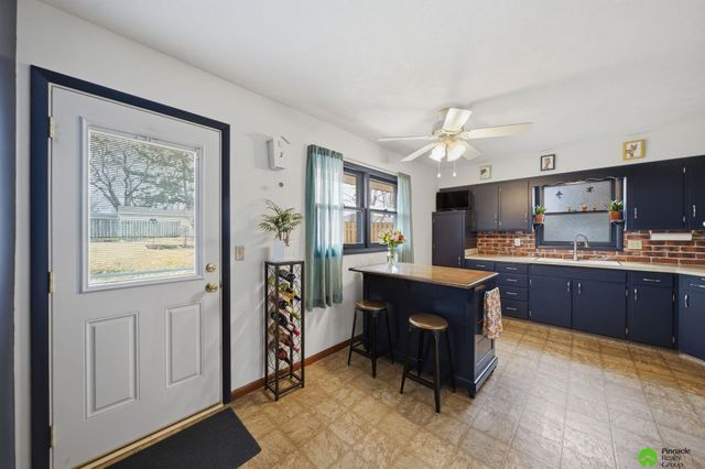 1930 N 62nd Street, Lincoln, NE 68505