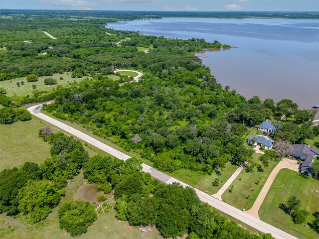 8631 SOUTHERN SHORES Court, Kemp, TX 75143