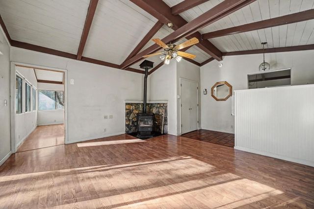 398 Rhoda Niderost Ln, West Point, CA 95255