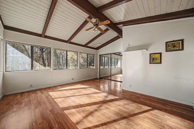 398 Rhoda Niderost Ln, West Point, CA 95255