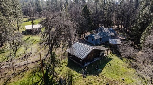 398 Rhoda Niderost Ln, West Point, CA 95255