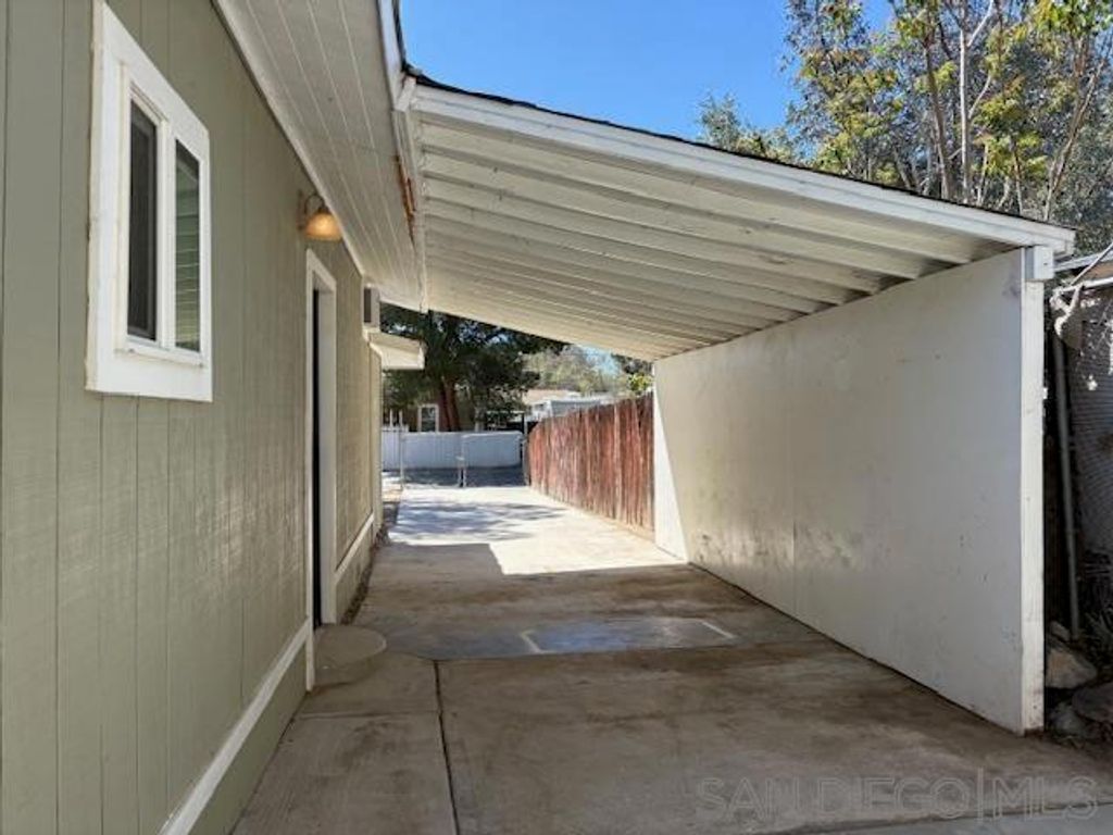 Image 20 of property listing at 44624 Brawley Ave, Jacumba, CA 91934