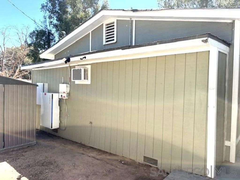Image 22 of property listing at 44624 Brawley Ave, Jacumba, CA 91934