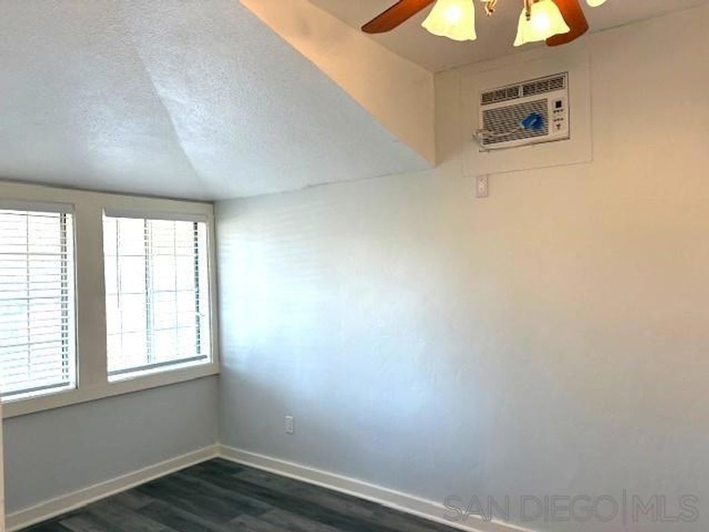 Image 9 of property listing at 44624 Brawley Ave, Jacumba, CA 91934