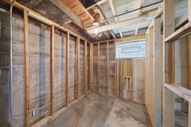 14538 Hamlin Avenue, Midlothian, IL 60445