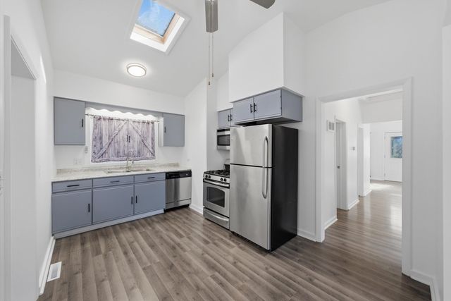 14538 Hamlin Avenue, Midlothian, IL 60445